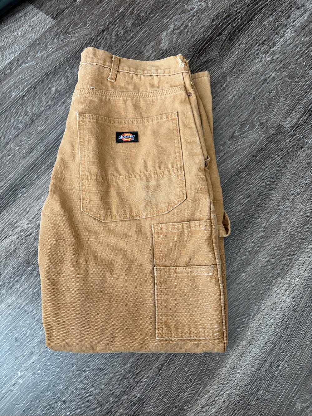 Dickies Men’s Cargo/Carpenter Pants in Tan